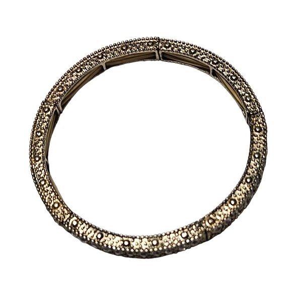 Elegant Vintage Gold Tone Crystal Studded Hinged Bangle Bracelet Formal Jewelry - Picture 2 of 4